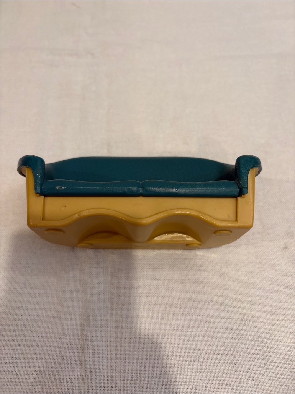 Toy Couch - Picture 4 of 8